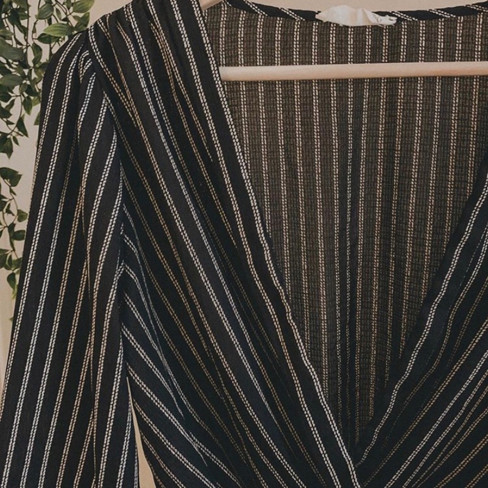 dressup boutique dark navy balloon sleeve top